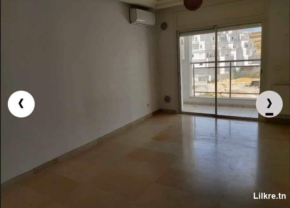 A louer Appartement S+1 haut standing à Ennasr