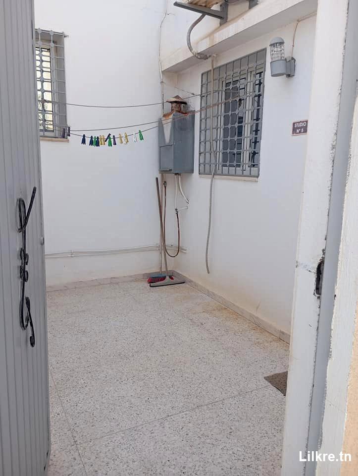 A louer un Studio S+1 Richement Meubles à Hammamet
