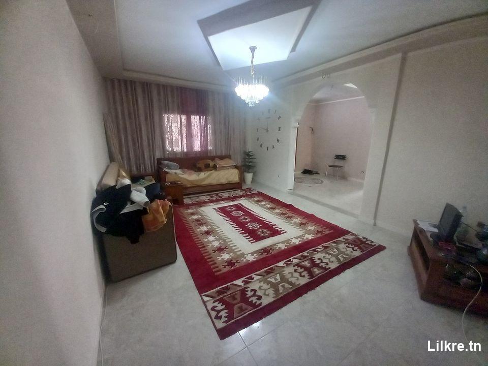 A louer un Appartement S+2 Richement Meublé à Bizerte