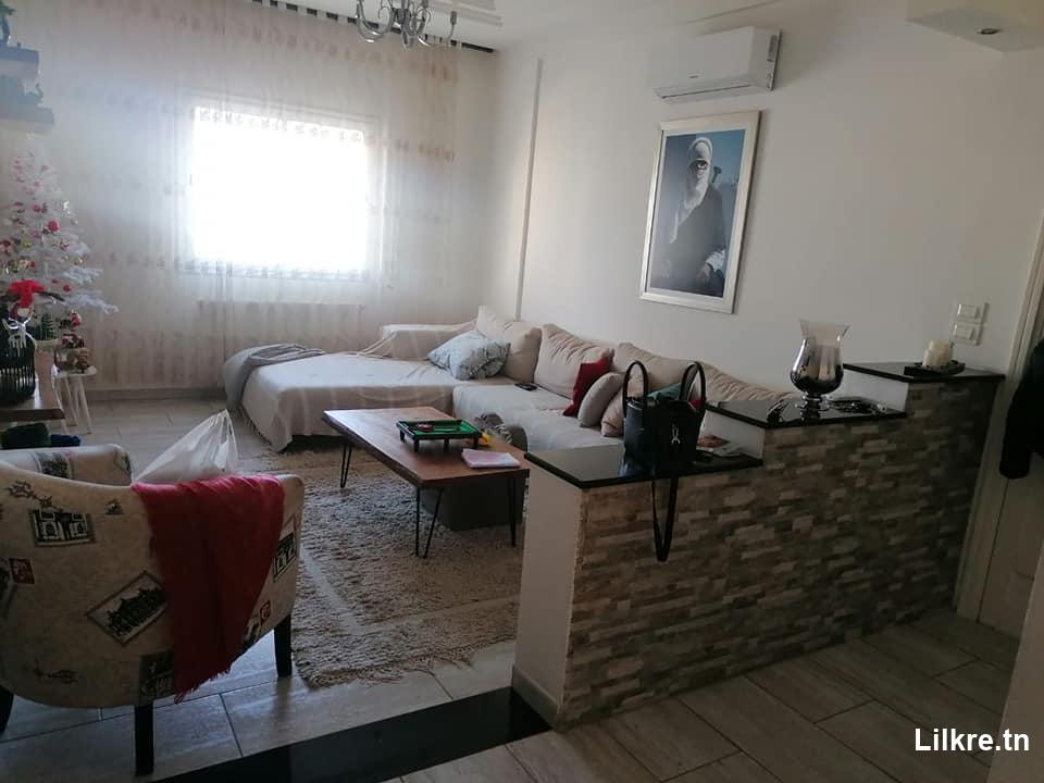 location un Etage de villa S+2 à cité néapolis nabeul