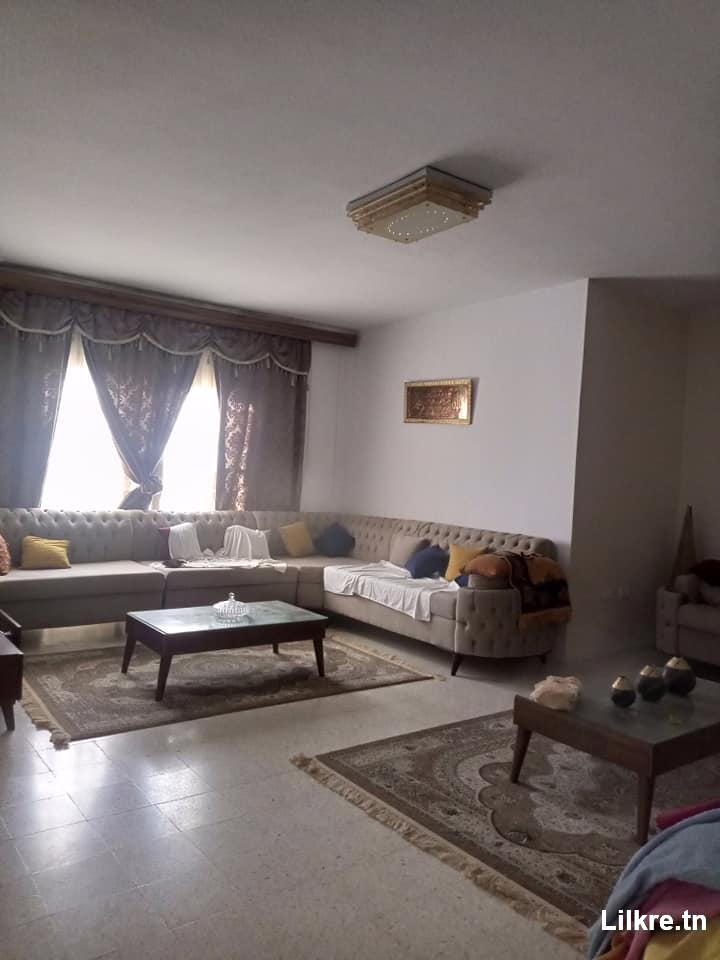 A louer une Villa S+3 à Sfax Route Mahdia