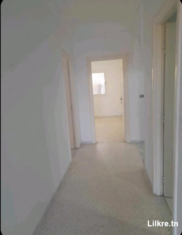 A louer un Appartement S+2 à Inkhilette Ariana