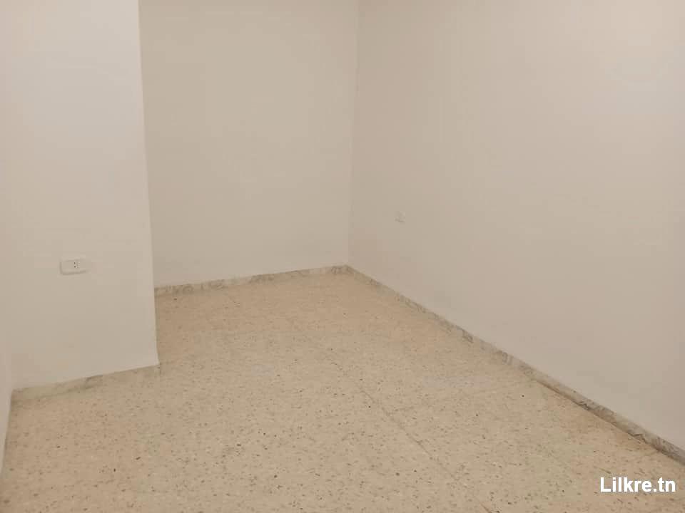 A louer un Appartement S+3 à Agba