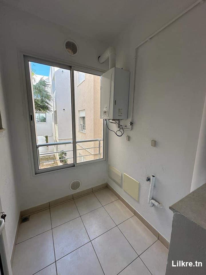 A louer appartement S+1 jamais habité à La Soukra