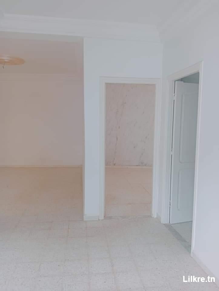 A louer un Studio S+2 à Jardin Manzeh2