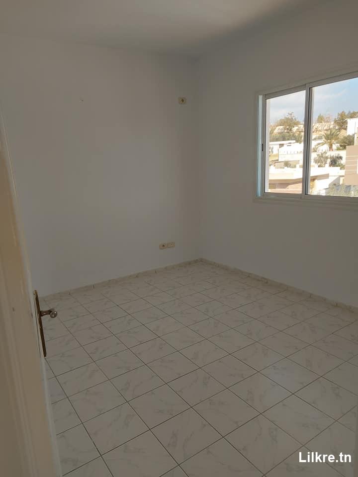 A louer un Etage de villa S+2 à Akouda