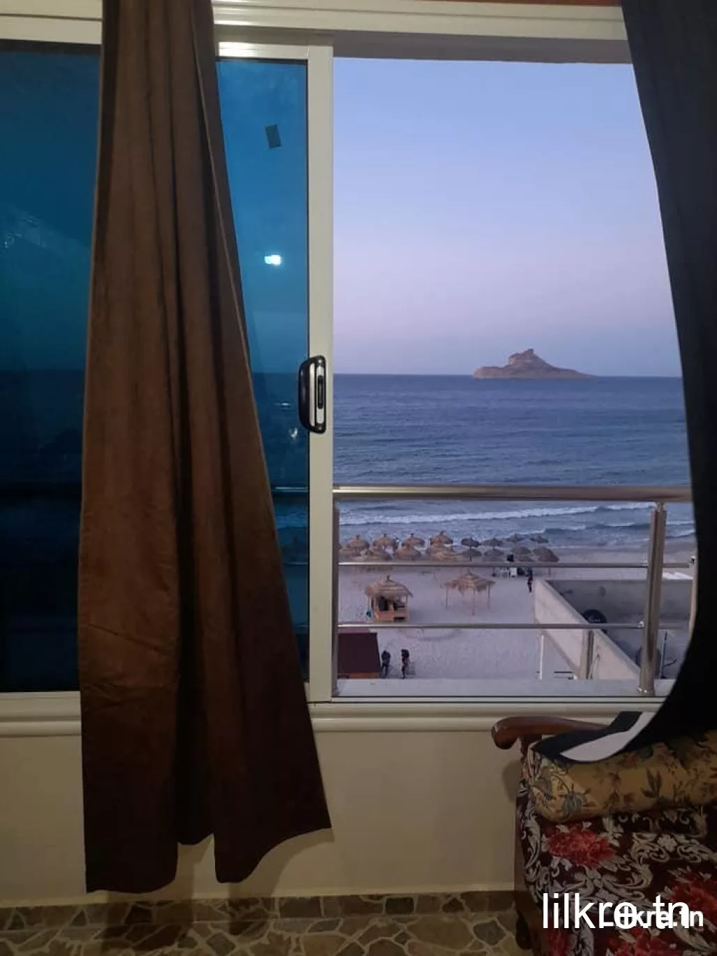 A louer un  studio meublé a Rafraf 