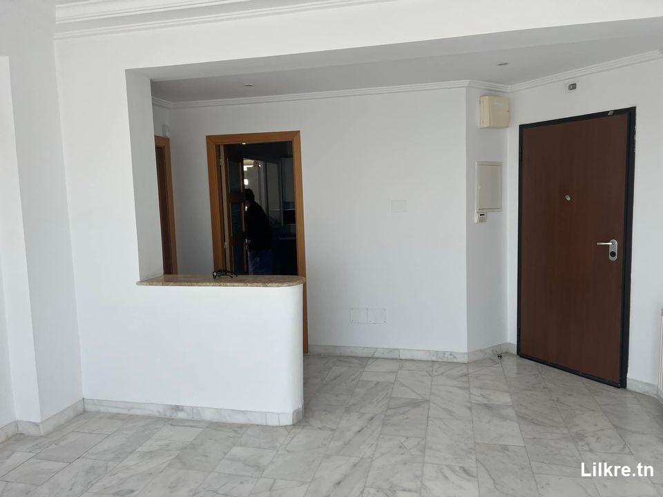 A louer un Appartement luxe s+3 à nasser 