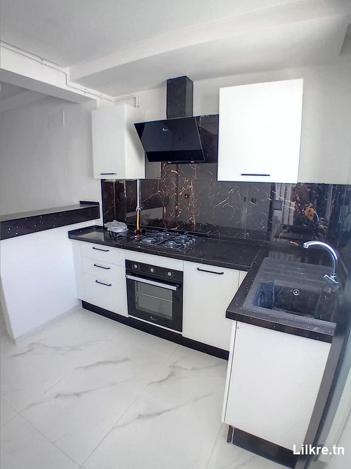 A louer un Appartement s+1 jamais habité à L'aouina