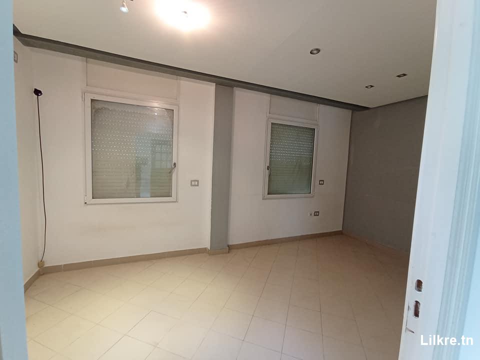 A louer un Appartement S+1 à L'aouina .
