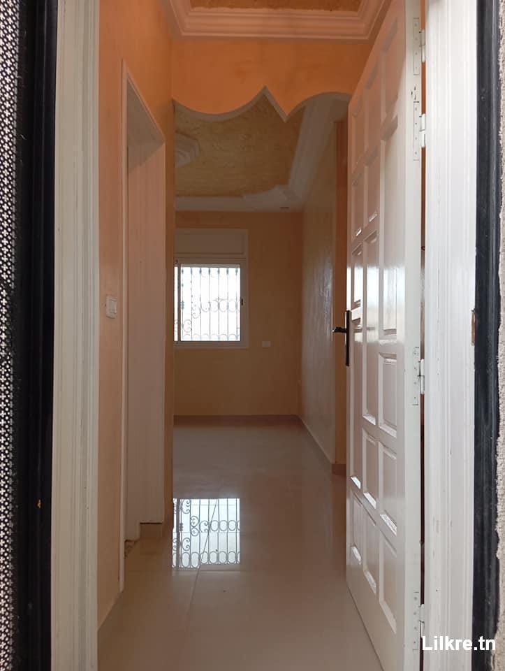 A louer un Etage de villa  S+2 à Ben Arous