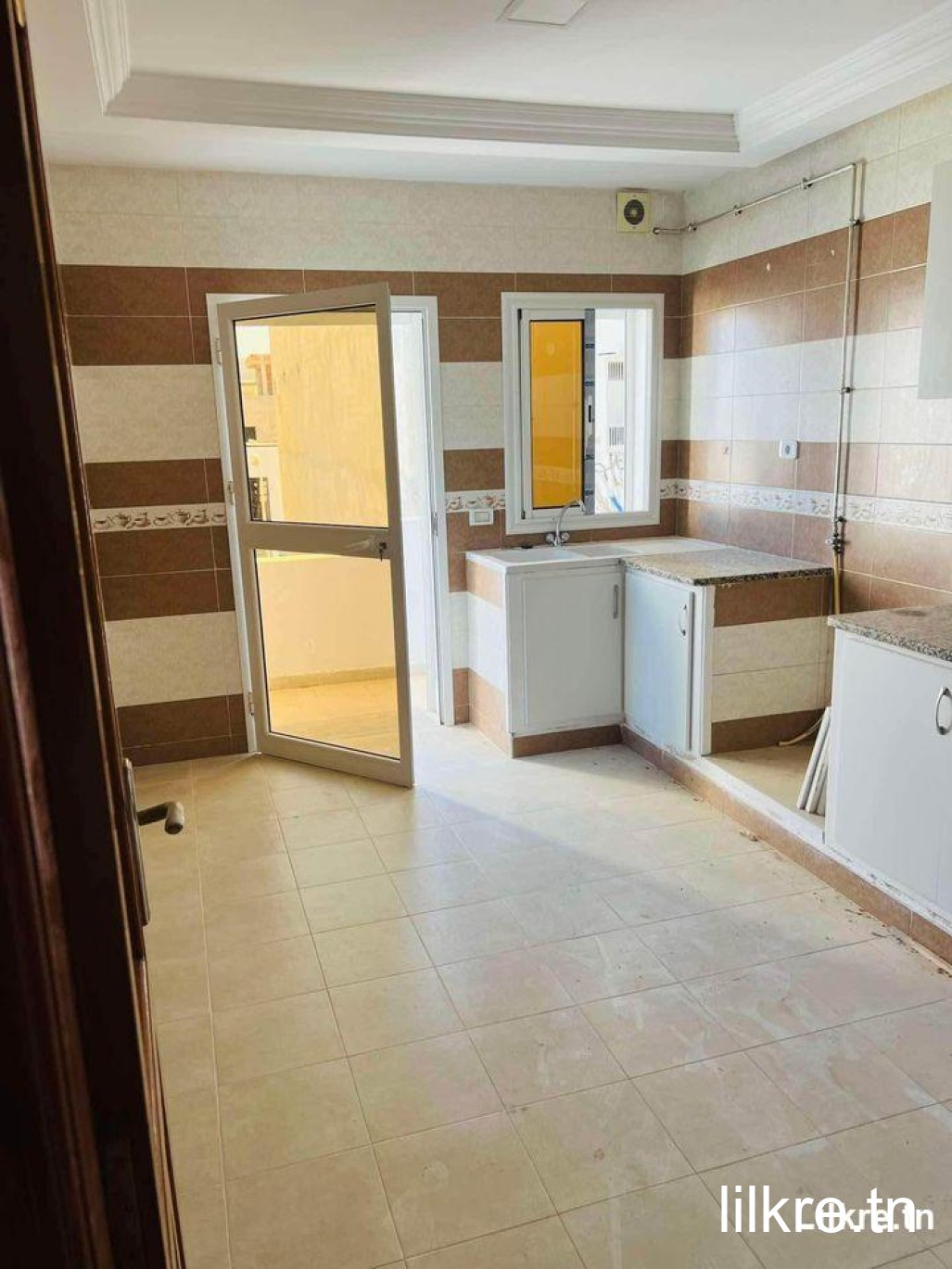 A louer un Etage de villa S+2 à Borj Cedria