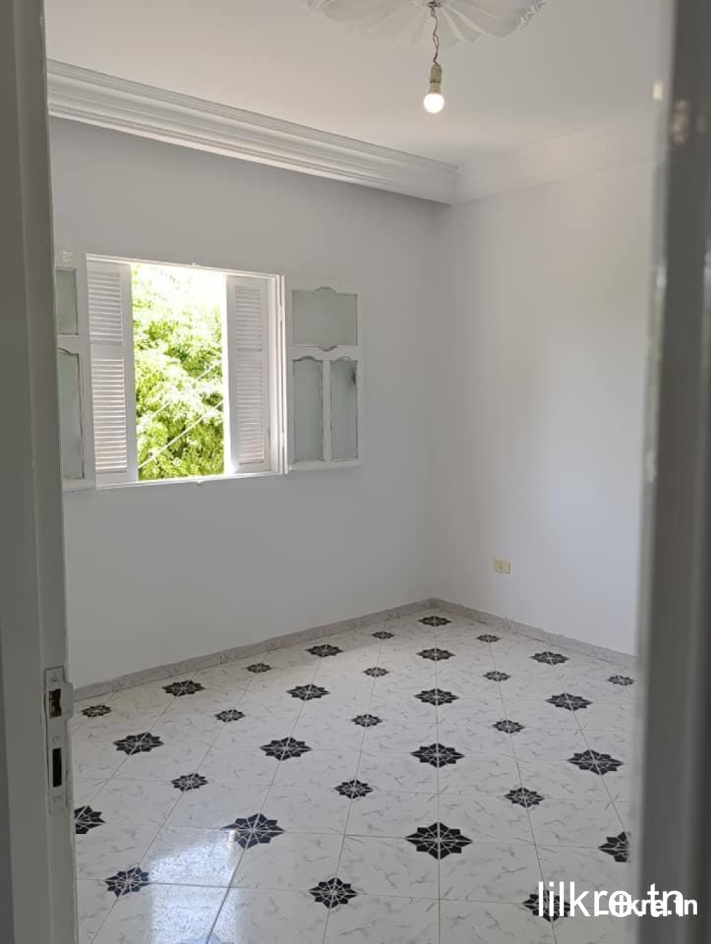 A louer etage de villa